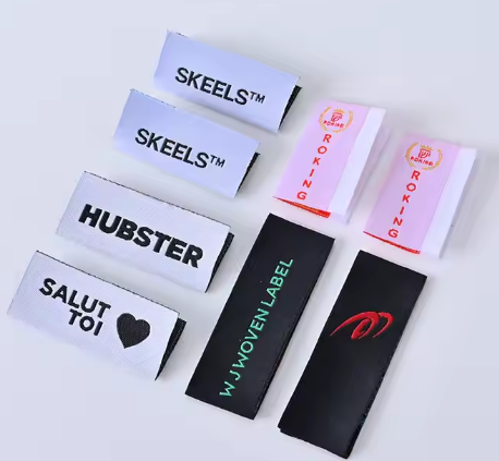 <strong>Woven Labels</strong>