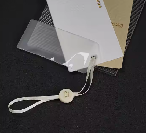 Wholesale Luxury Custom Logo Embossed Clothing Hang Tag Thick Paper Garment Hang Tag White Square Swing Tags